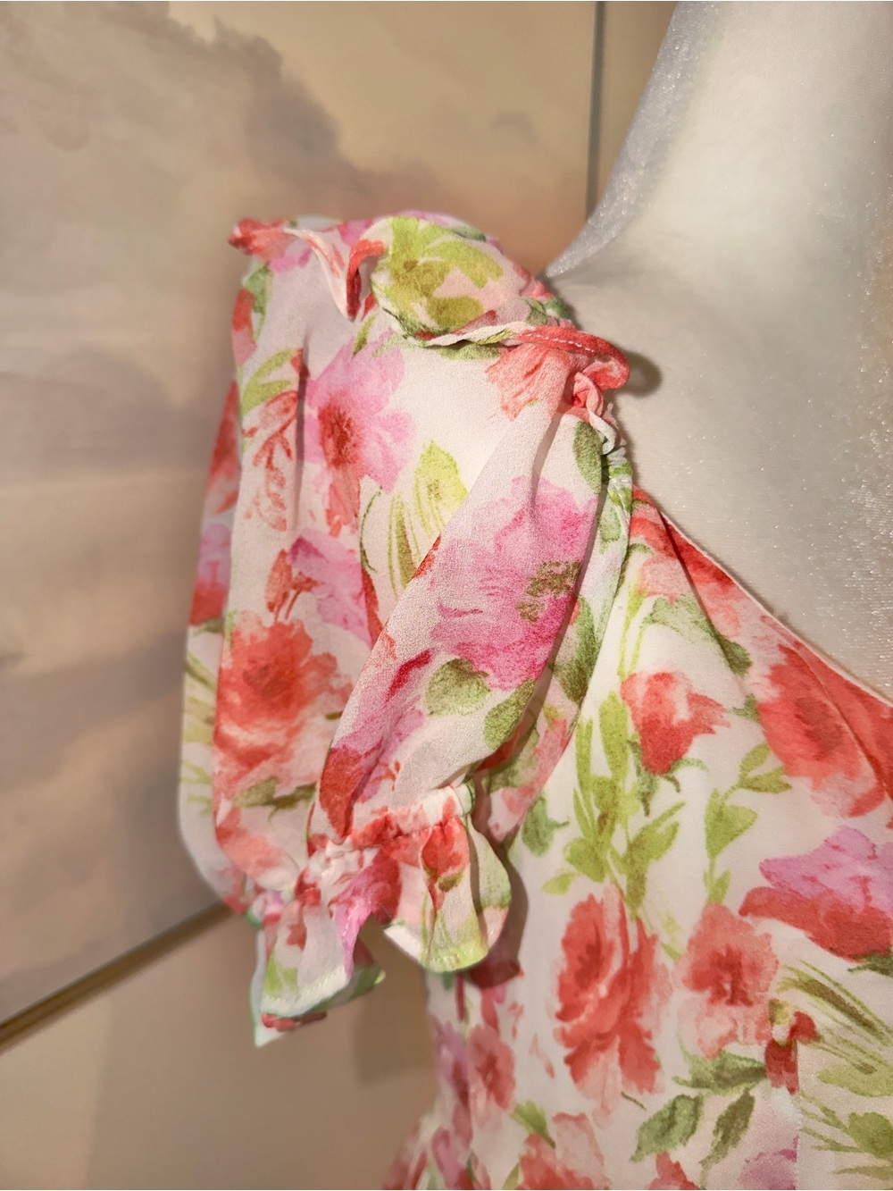 Mod On Trend Floral Ruffle Mini Dress - Picture 4 of 4